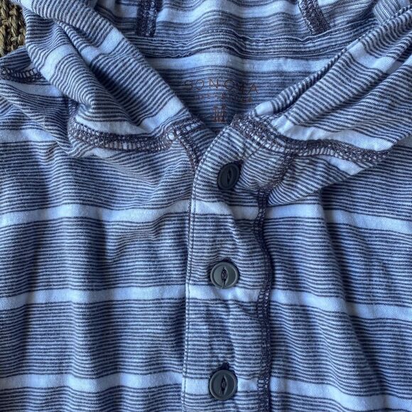 Lightweight hoodie - Picture 3 of 3